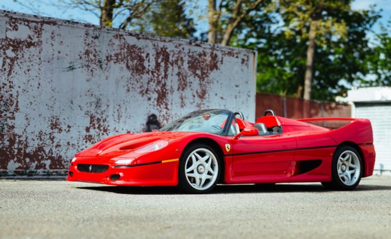 El primer Ferrari F50 se ha puesto a la venta en Nueva York