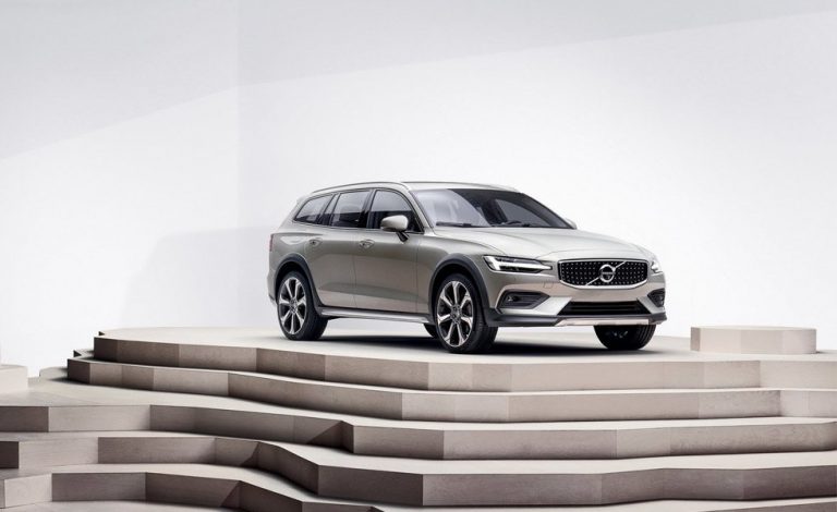 Volvo V60 Cross Country. Esta es su aventurera versión