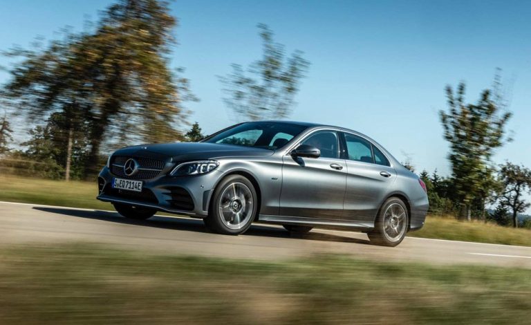 Mercedes C300de. Diésel e híbrido enchufable