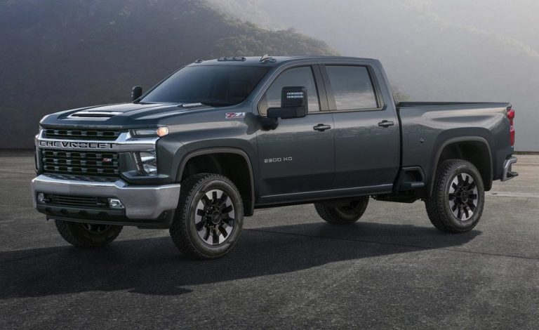 Chevrolet Silverado HD. Se presenta en febrero