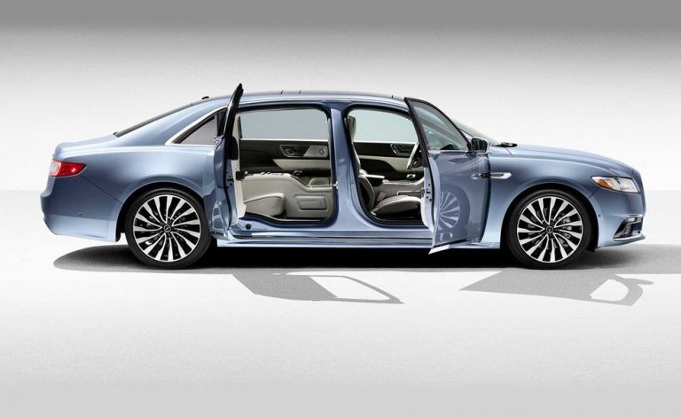 Lincoln Continental 80th Anniversary. Con puertas suicidas