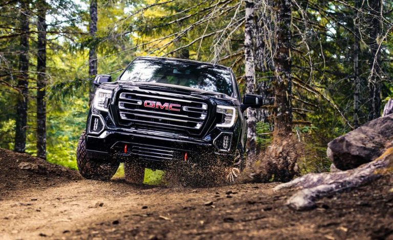 GMC Sierra AT4. Estrena el paquete Off-Road Performance