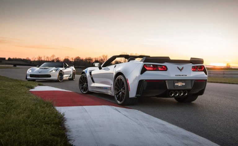 El Corvette Stingray Coupé es 12.178 euros más barato que un 718 Cayman