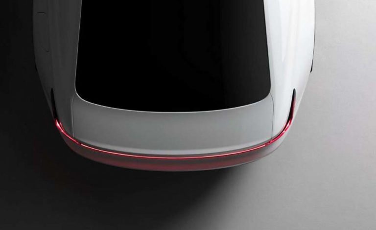 Polestar 2. Primera 'pista' del nuevo eléctrico