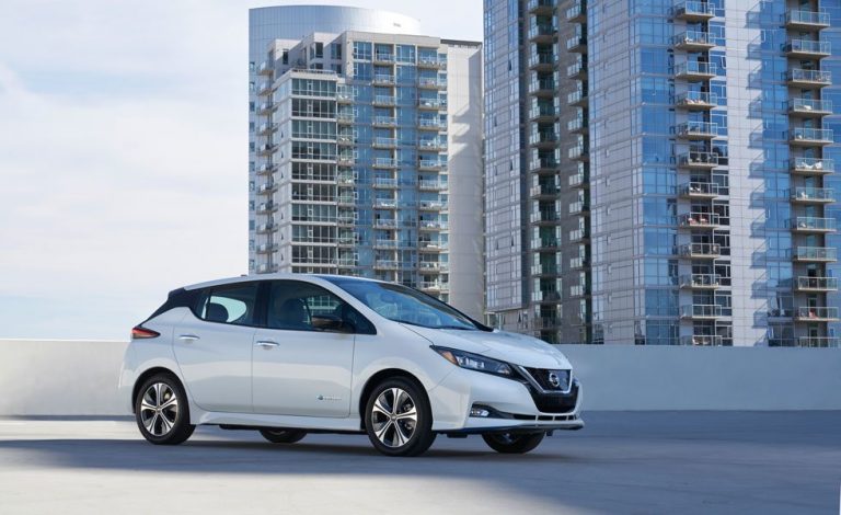 Nissan alarga la autonomía del Leaf a 385 km