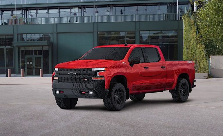Este Chevrolet Silverado está hecho con piezas de Lego