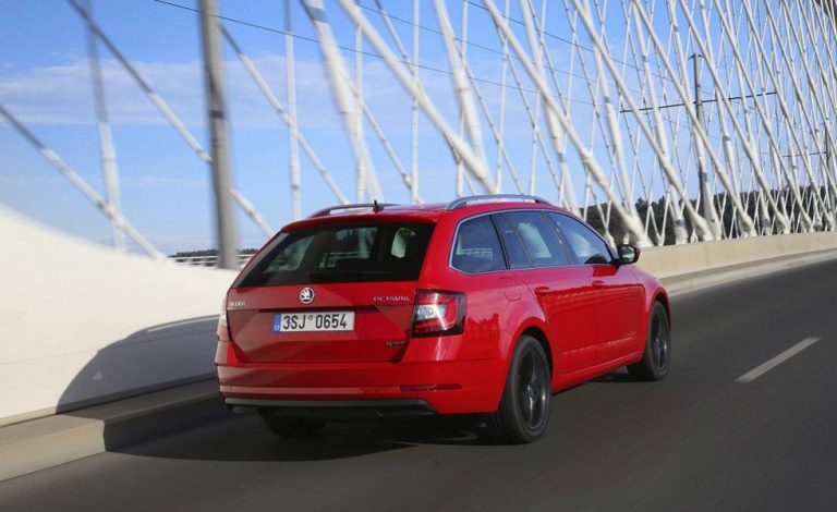 Skoda Octavia Combi GNC. Tuyo desde 19.400 euros