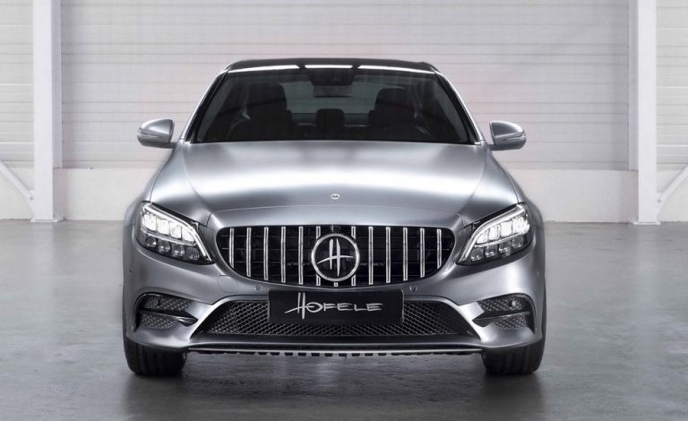 Mercedes-Benz Clase C. Puede equipar la parrilla panamericana