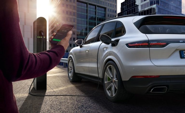 El servicio de carga para eléctricos de Porsche llega a España