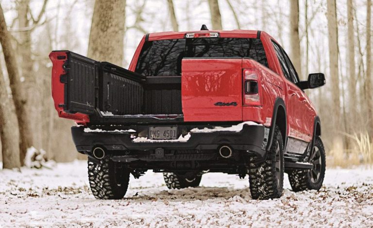 Ram 1500. Estrena esta práctica puerta trasera