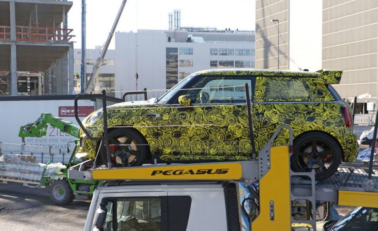 Mini John Cooper Works GP. ¡Descubierto!