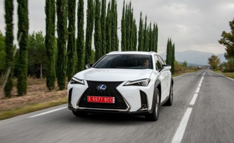 Conducimos el Lexus UX 250h, un nuevo crossover híbrido