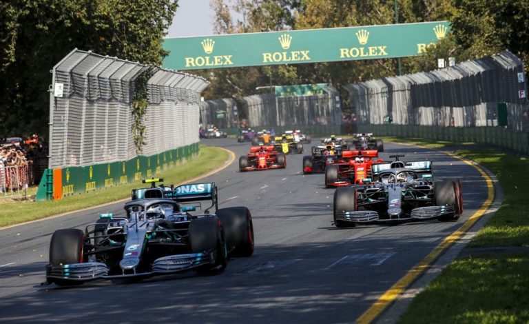 Bottas deja sin palabras a Ferrari y a Hamilton