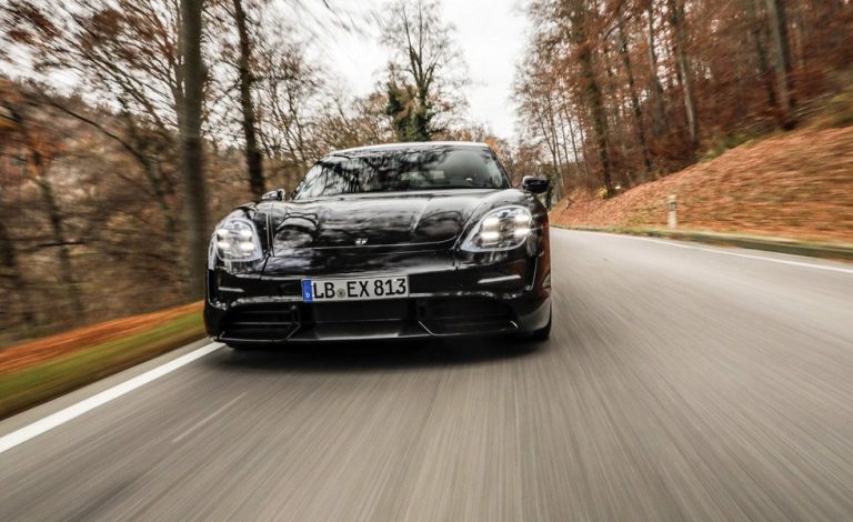A estas duras pruebas han sometido al Porsche Taycan