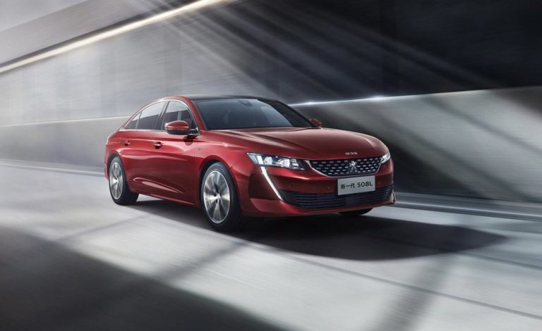 Peugeot 508 L. También con mecánica híbrida enchufable