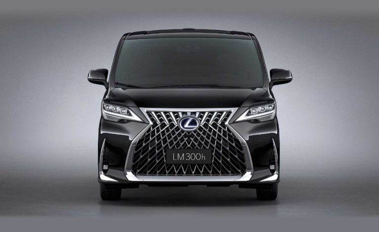 Lexus LM. Así es el primer monovolumen premium