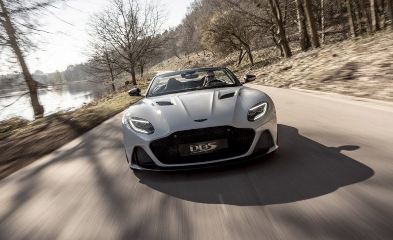Aston Martin DBS Superleggera Volante. A cielo abierto y con 725 CV