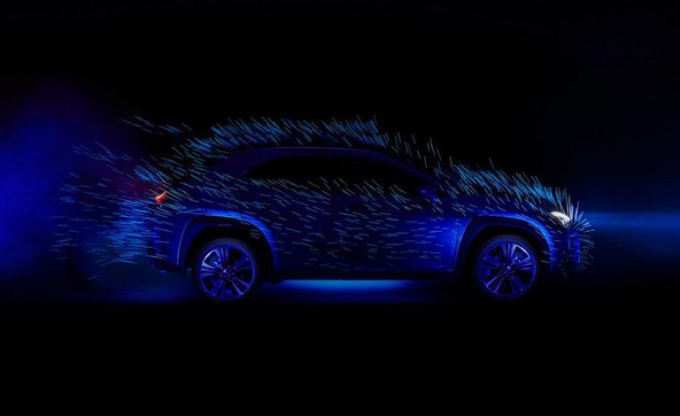 Este es el Lexus UX ganador del concurso Art Car 2019