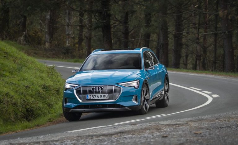 Conducimos el Audi e-tron. Diversión eléctrica