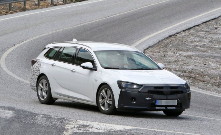 El futuro Opel Insignia Sports Tourer rueda por España
