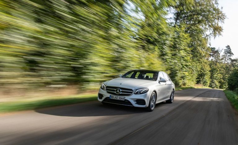 Conducimos el Mercedes E 300 de. Híbrido enchufable y diésel