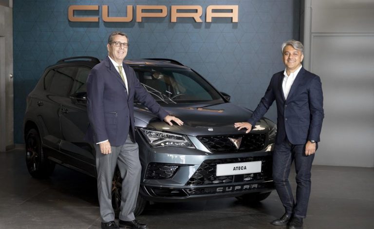 Cupra se compromete con el pádel hasta 2021