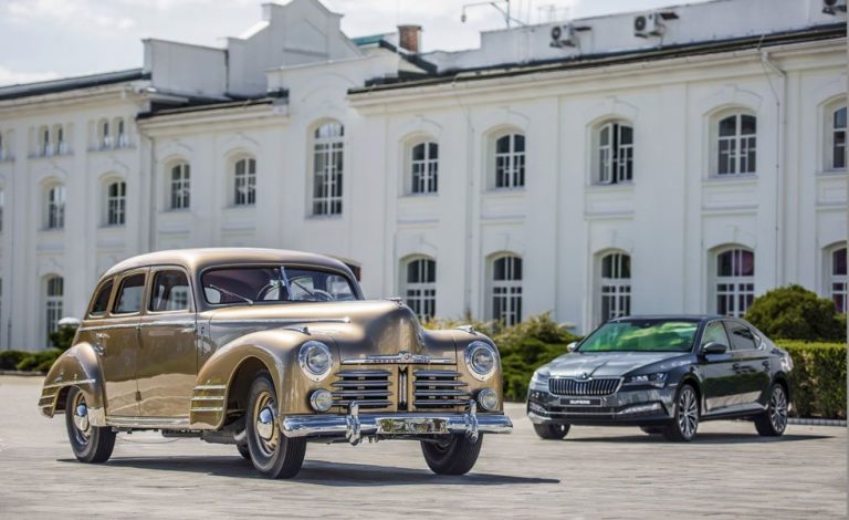 Skoda restaura un Superb OHV de 1948
