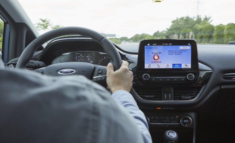 Ford prueba una tecnología que facilitará encontrar aparcamiento