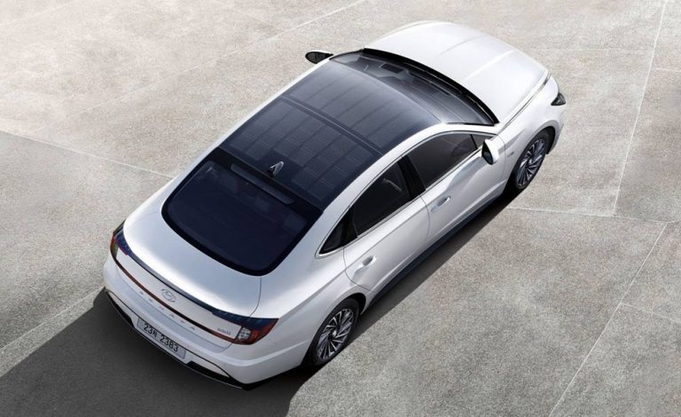 Hyundai Sonata híbrido 2020. Techo solar y un cambio más eficiente.