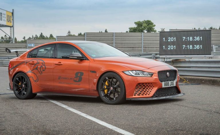 El Jaguar XE SV Project 8 bate su propio récord en Nürburgring