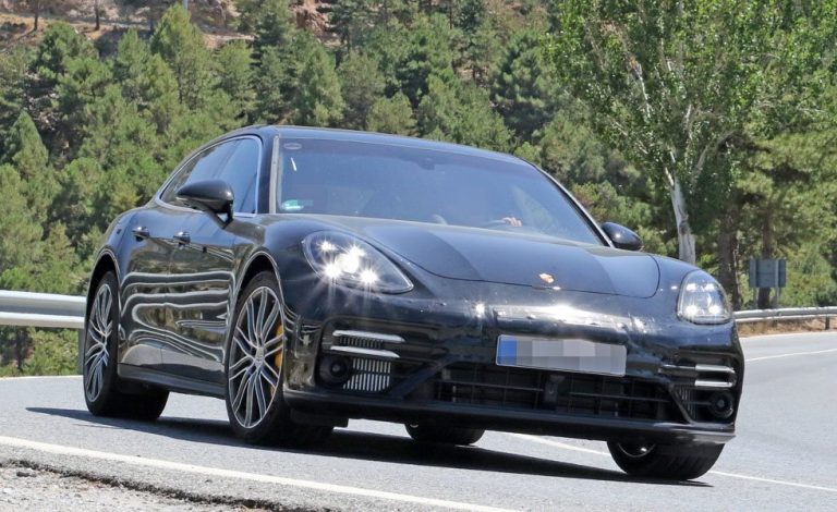 El futuro Porsche Panamera Sport Turismo recorre España