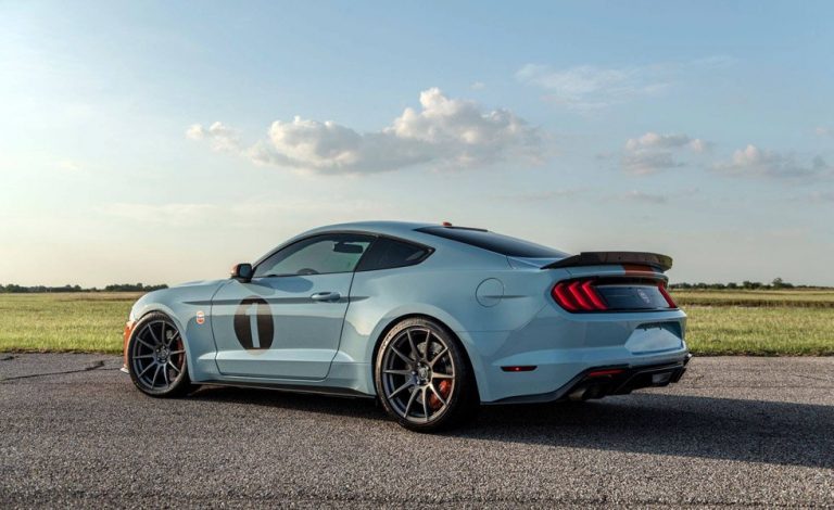 Ford Mustang Fastback GT. Con los colores de Gulf y con 810 CV