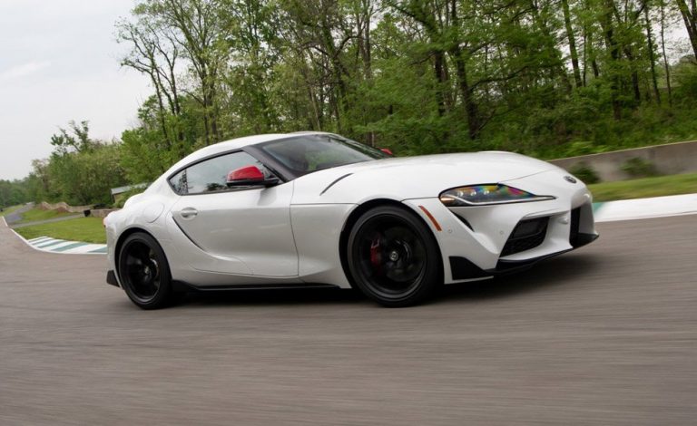 Toyota GR Supra. Parece que tendrá un cambio manual