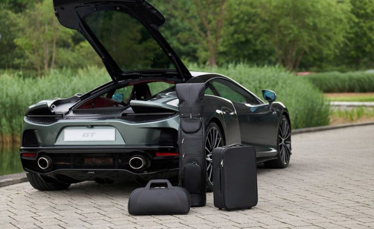 McLaren GT. Su juego de maletas cuesta lo que un Seat Ibiza