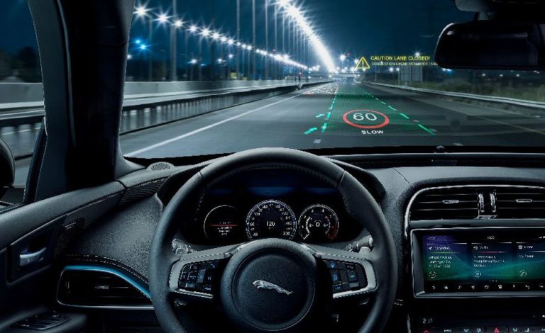 Los futuros Jaguar y Land Rover tendrán pantallas tridimensionales
