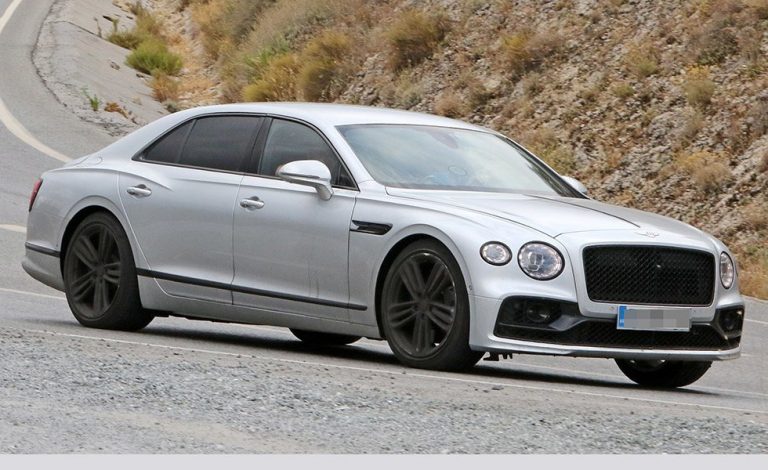 Bentley Flying Spur. El lujo al descubierto