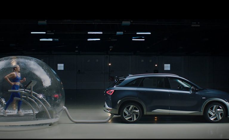 Así entrena Mireia Belmonte conectada al tubo de escape del Hyundai Nexo