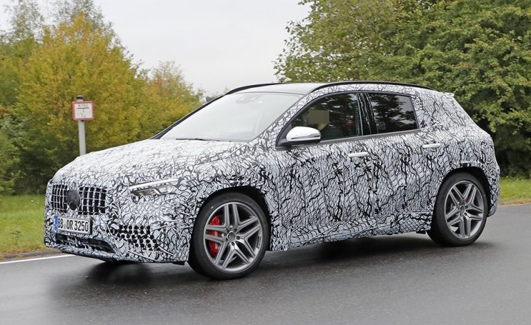 Mercedes-Benz GLA45. Espíamos un SUV con carácter