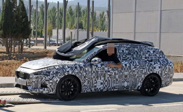 El Cupra León R, también en versión ST