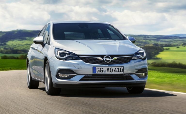 Opel Corsa y Opel Astra. Sus nuevos faros LED reducen las emisiones de CO2
