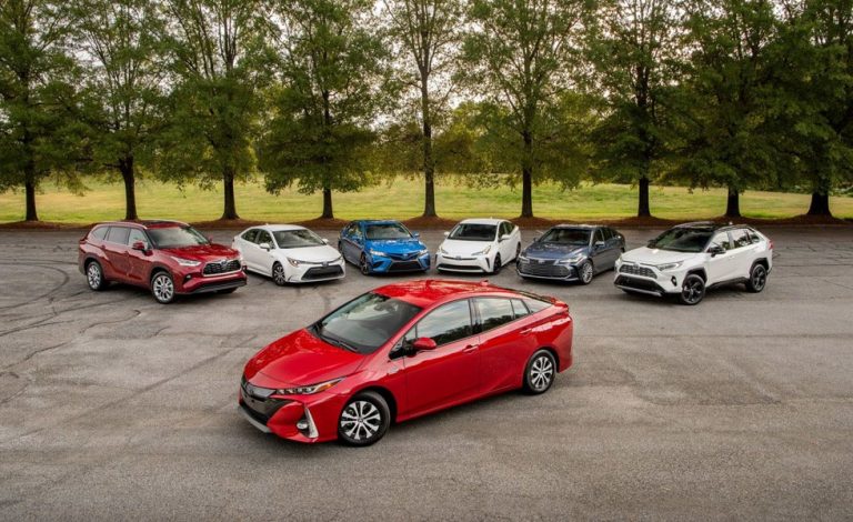 Toyota ofrece 10 años de garantía en sus híbridos