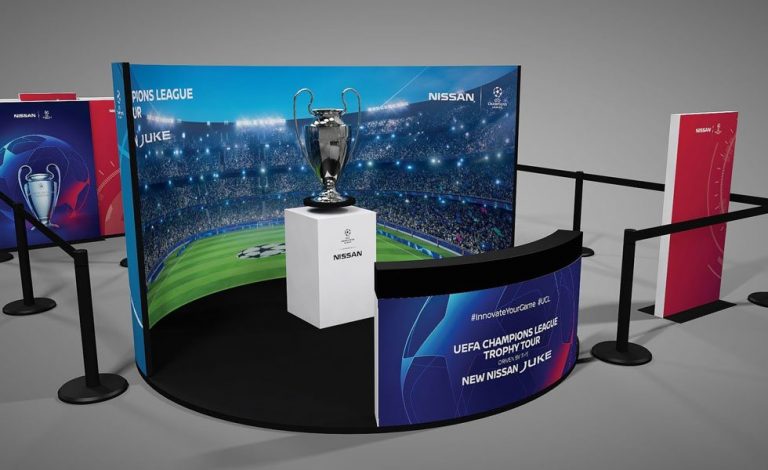 El Nissan Juke lleva de gira por Europa el trofeo de la Champions