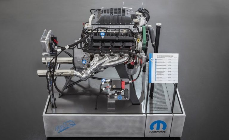 Mopar Hellephant. Comienzan a fabricar este motor de 1.000 caballos