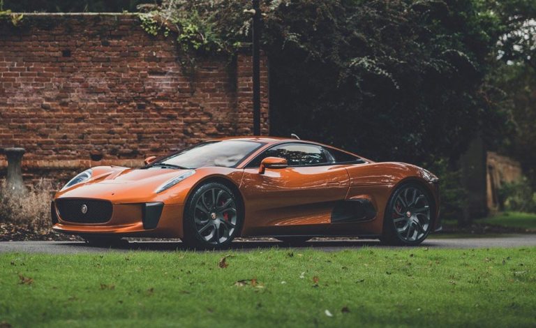 Jaguar C-X75. Sotheby's subastará este usado en Spectre