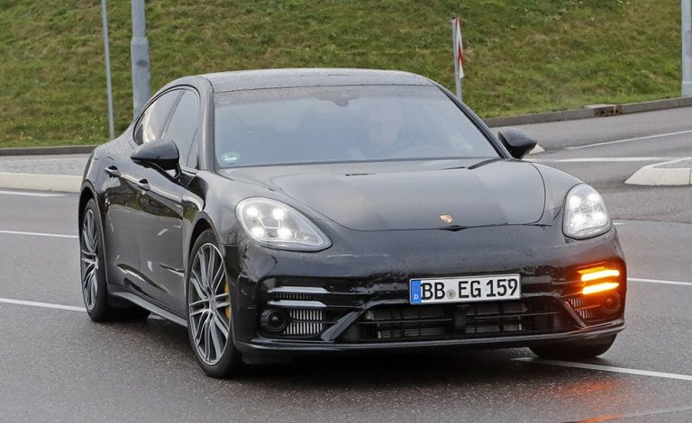 Porsche Panamera. Un restyle del lujoso sedán