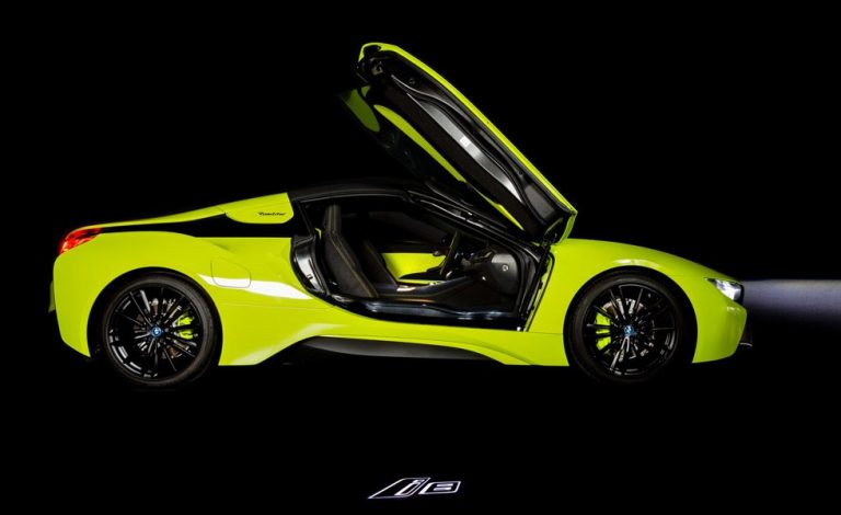 BMW i8 Roadster LimeLight Edition. Fabricado junto a Alcantara S.p.A.