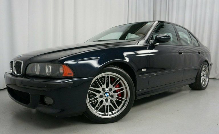 BMW M5. ¿Quieres estrenar esta unidad de 2001?