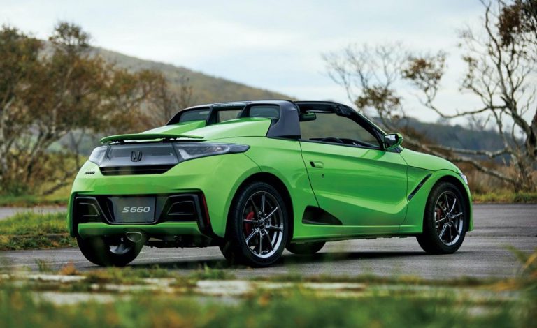 Honda S660. Ya tiene un completo catálogo de accesorios