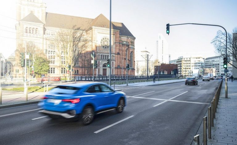 Audi desarrolla un sistema para pillar todos los semáforos en verde