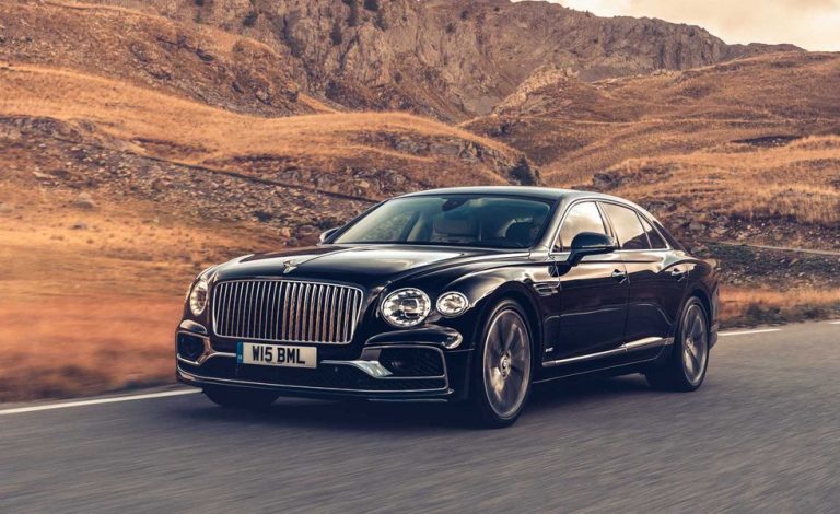 Bentley Flying Spur. Los primeros llegan a casa